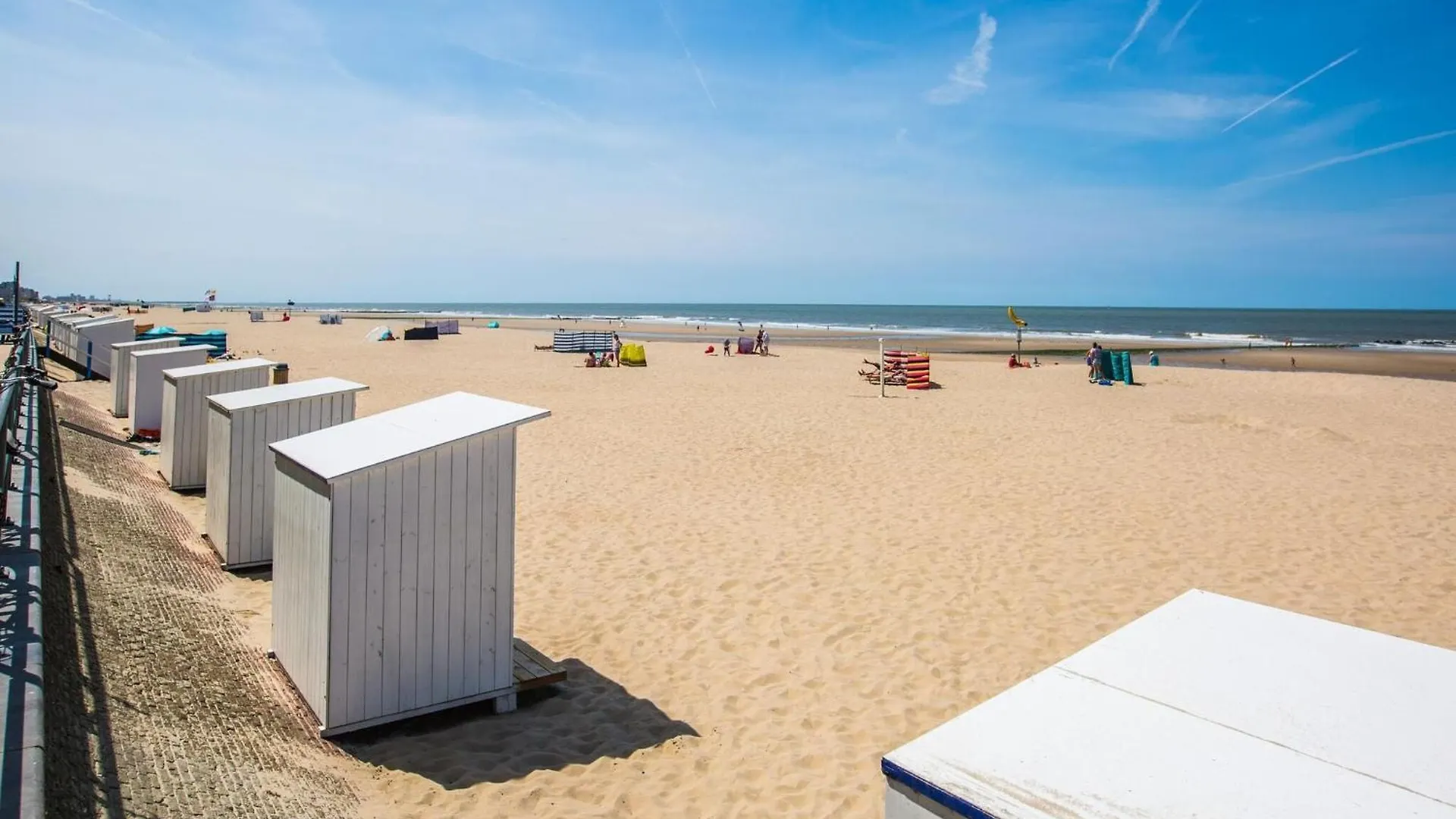 Bright Apartment With Terrace Middelkerke Belgium