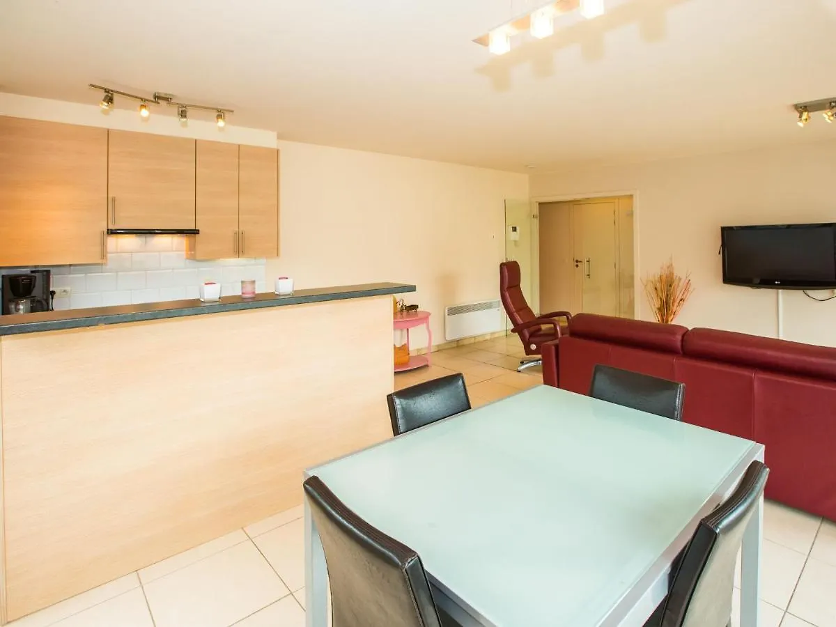 Bright Apartment With Terrace Middelkerke